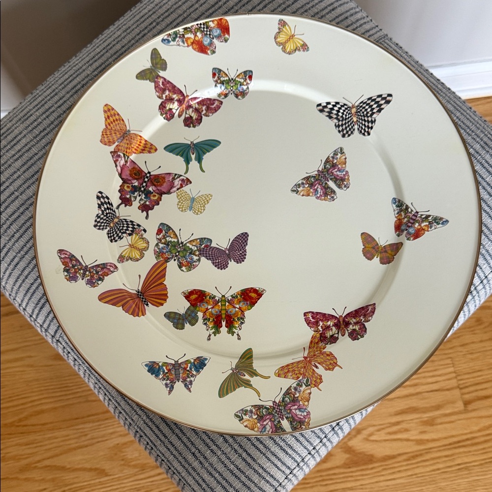 MacKenzie-Childs Large White Butterfly Garden Enamel serving platter/cake plate.